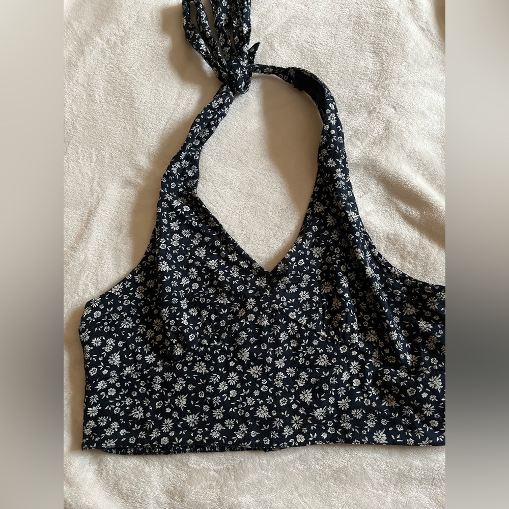 American Eagle halter top
